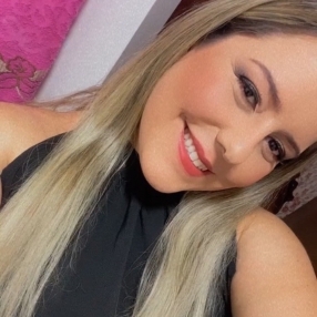 Isabella, Babá em Teresópolis