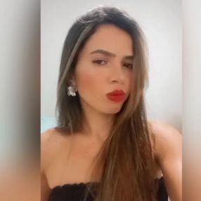 Juliana, Babá em Manhuaçu