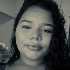 Maria, Babá em Escada