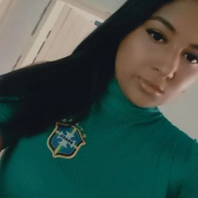Claudia, Babá em Morrinhos
