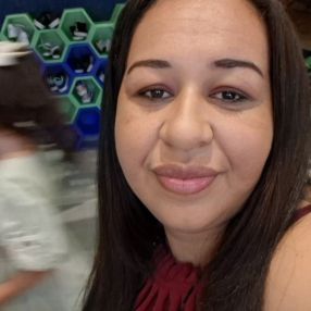 Cristiane, Babá em Bauru