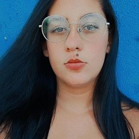 Larissa, Babá em Matinhos