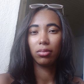 Gleizielly, Babá em Almenara