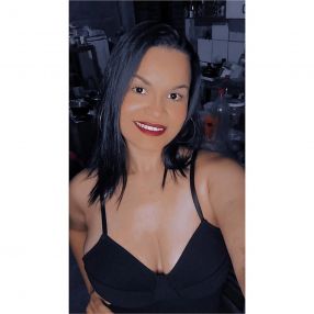 Ainoan, Família em Brasília