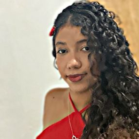 Greysiane, Babá em Lucena
