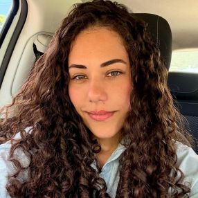 Sabryna, Babá em Londrina