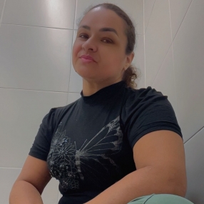 Eliane, Babá em Trindade