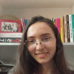 Sara, Babá em São José dos Pinhais