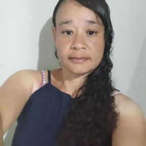 Cristiele, Babysitter in Varginha