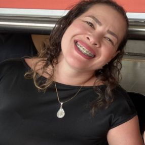 Eliza, Babá em Biritiba-Mirim