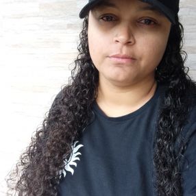 Aline, Babá em Forquilhinha