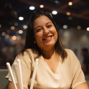 Priscila, Babá em Itajaí