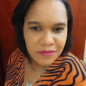 Josiane, Babá em Morro Agudo