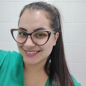 Mônica, Babá em Santa Maria