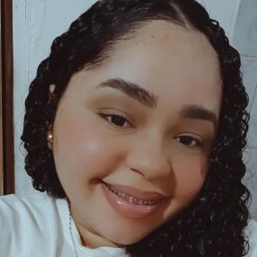 Ingrit, Babá em Messias