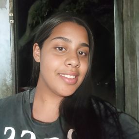 Thais, Família em Casa Nova