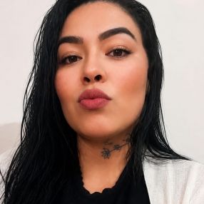 Sara, Babá em Caçador