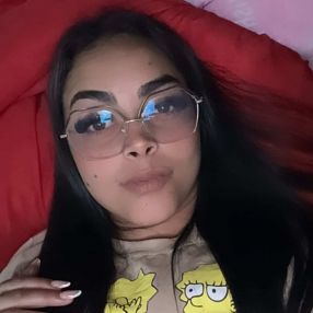 Aina, Babá em Mesquita