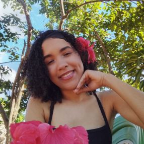 Rayane, Babá em Vicência