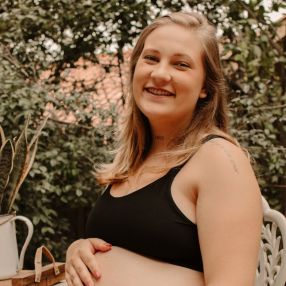 Alessandra, Babá em Nova Petrópolis