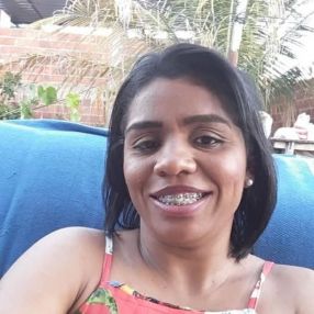 Luciana, Babá em Ipatinga