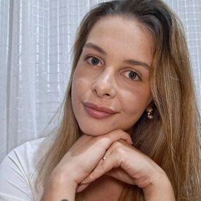 Beatriz, Babá em Poços de Caldas