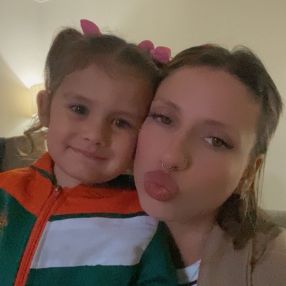 Isabella, Family in Osasco