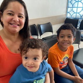 Arlienes, Família em Sacramento