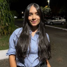 Rafaela, Babá em Mirandópolis