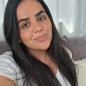 Andressa, Babá em Araranguá