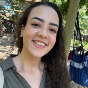 Wiviane, Babysitter in Cariacica