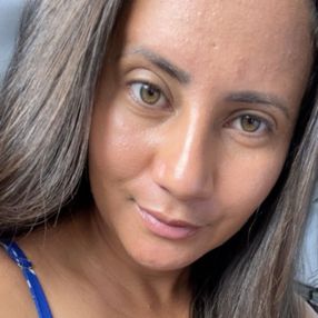 Daiane, Babá em Barra do Choça
