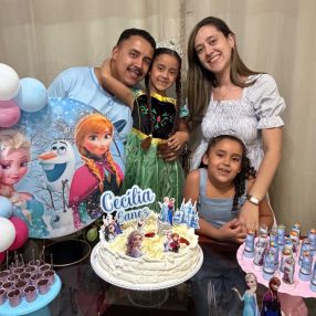 Stephanie, Família em Cubatão