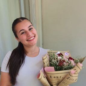 Letícia, Babá em Concórdia