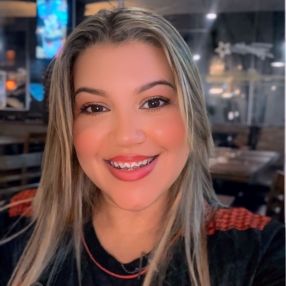 Amanda, Babá em Queimados