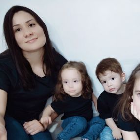 Carla, Família em Quedas do Iguaçu
