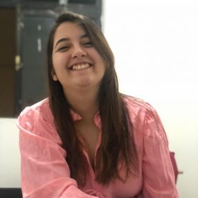 Emily Guadalupy, Babá em Caratinga