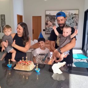 Carolina, Família em Salto