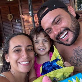 Ana Carolina, Família em Poços de Caldas
