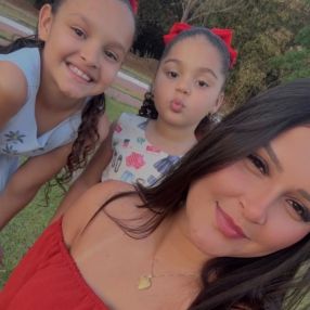 Ester, Family in Rio Claro