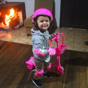 Ainara, Família em Dois Irmãos