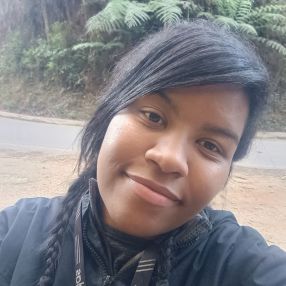 Andreza, Babá em Caçapava