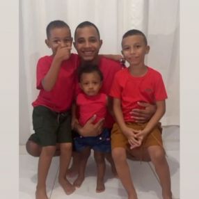 FABRICIO, Family in Armação dos Búzios