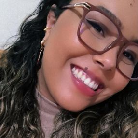 Carolina, Babysitter in São José do Rio Preto