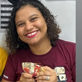 Isabela, Babá em Camaragibe