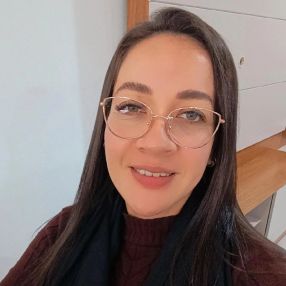 Luana, Babá em Garopaba
