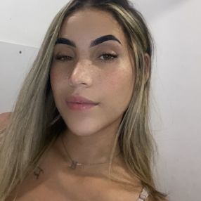 Stephane, Babá em São Pedro da Aldeia