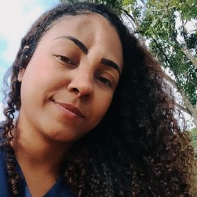 Thamiris dos passos de, Babá em Viana