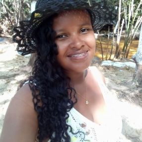 Larissa, Babá em Paço do Lumiar