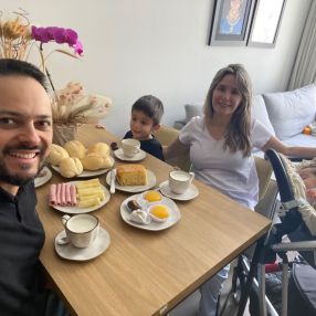 Eliege, Família em Pelotas
